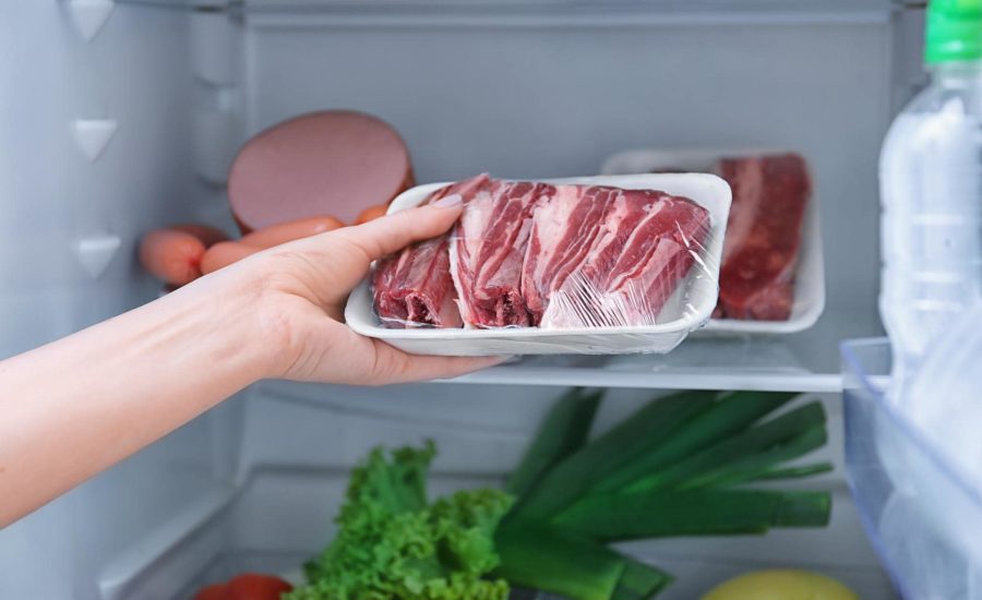 Как правильно хранить мясо в морозильнике